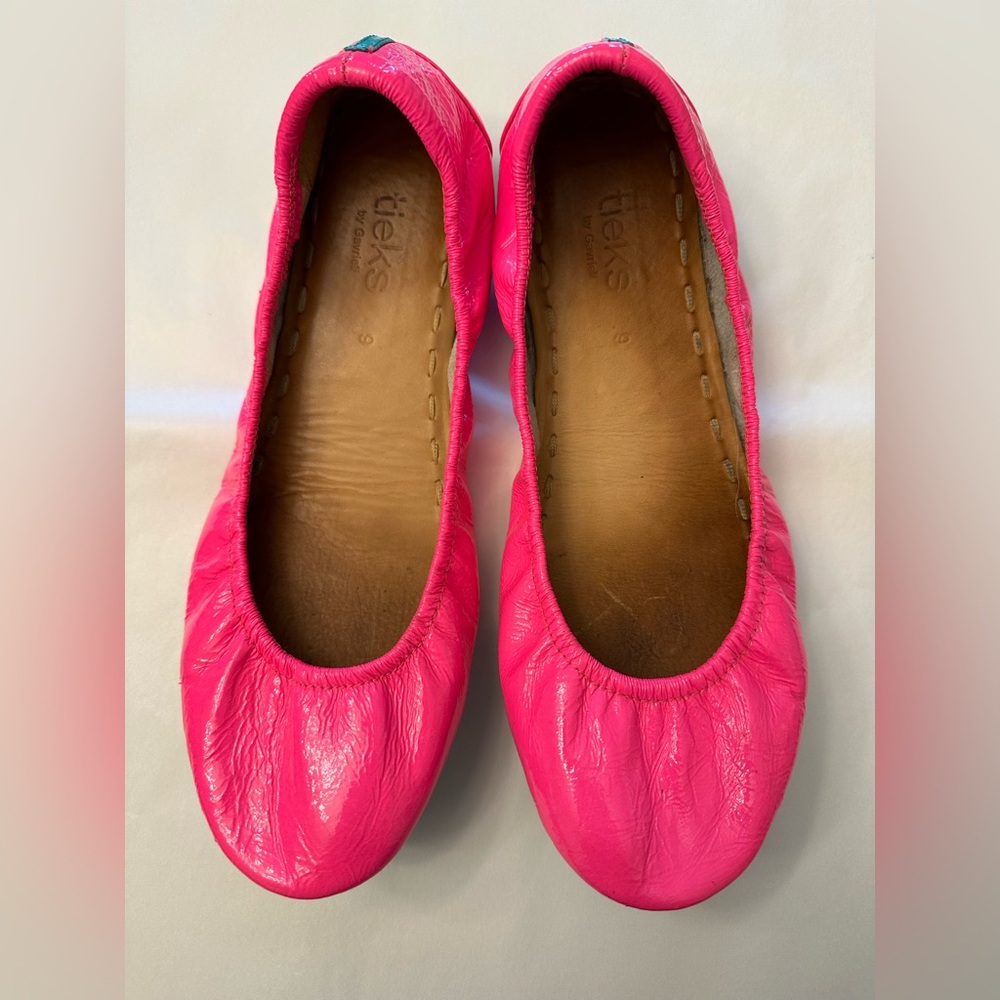 Pop Pink Tieks size 9